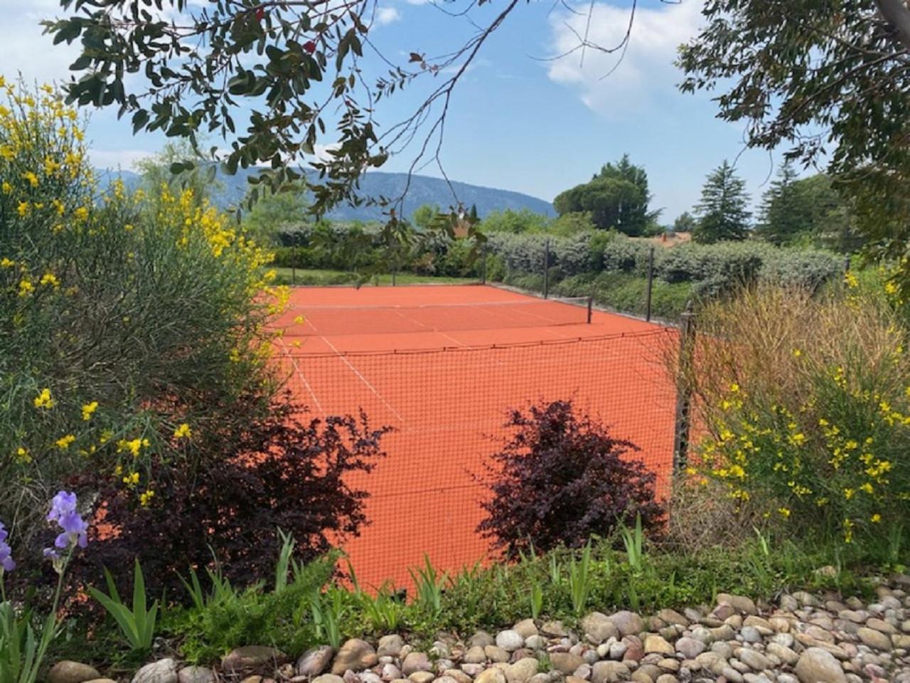 Villas De La Ferme Du Gros Noyer Malaucène Exteriör bild