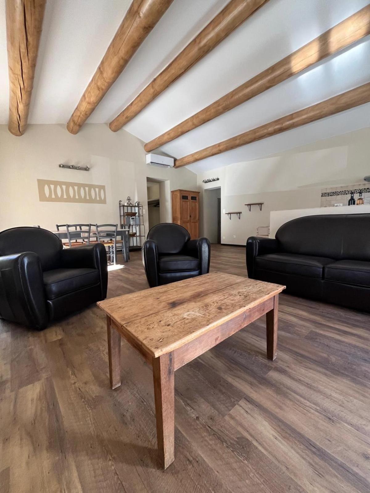 Villas De La Ferme Du Gros Noyer Malaucène Exteriör bild