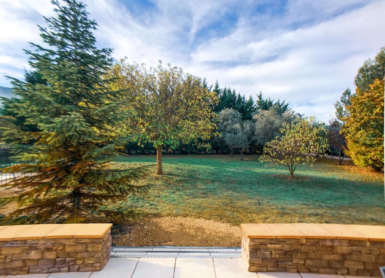Villas De La Ferme Du Gros Noyer Malaucène Exteriör bild
