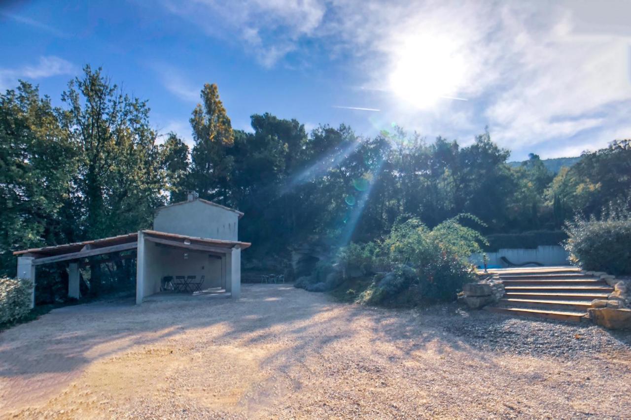 Villas De La Ferme Du Gros Noyer Malaucène Exteriör bild